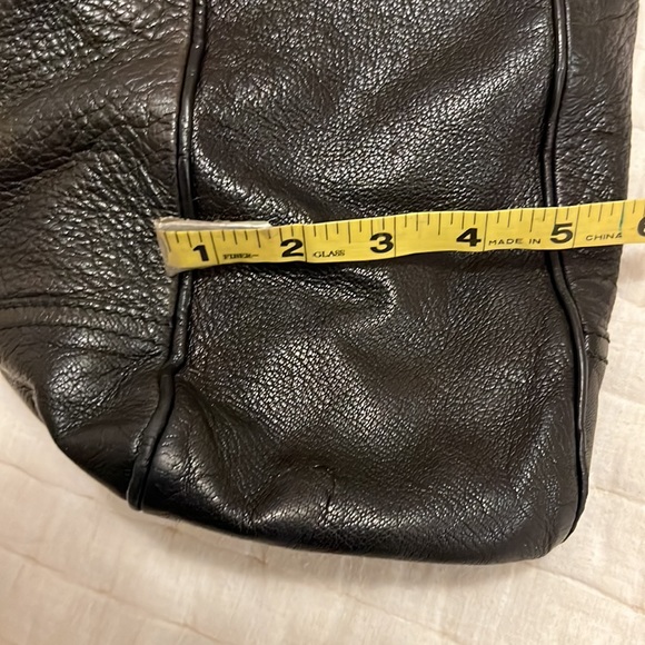 🎉HOST PIC🎉Gucci Princey Leather Tote - Authentic! - Picture 8 of 17